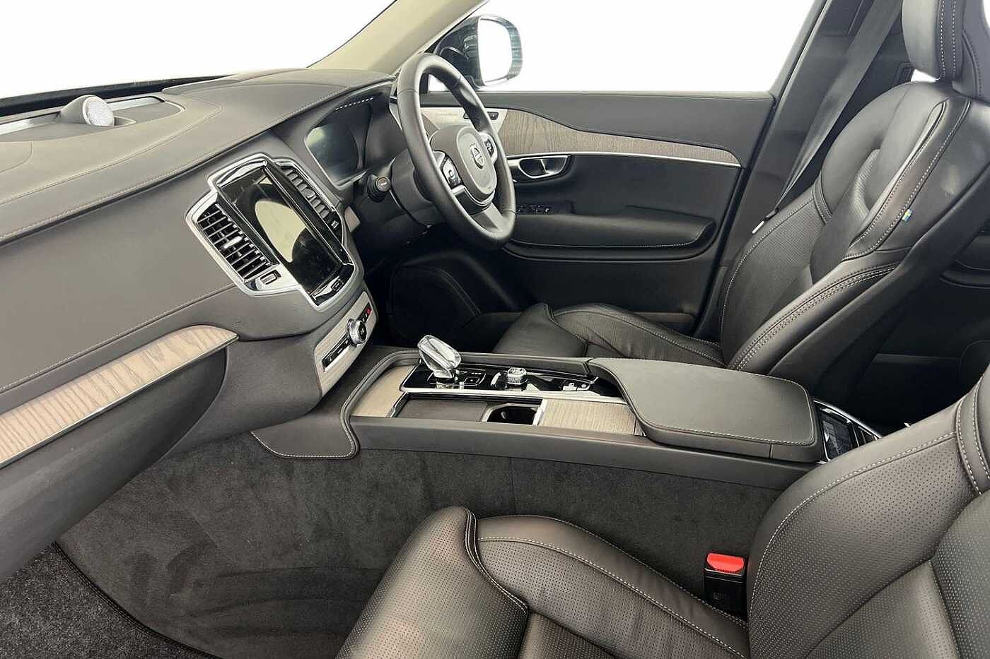 Used Volvo XC90 2024 for sale - 77269340: Photo 2