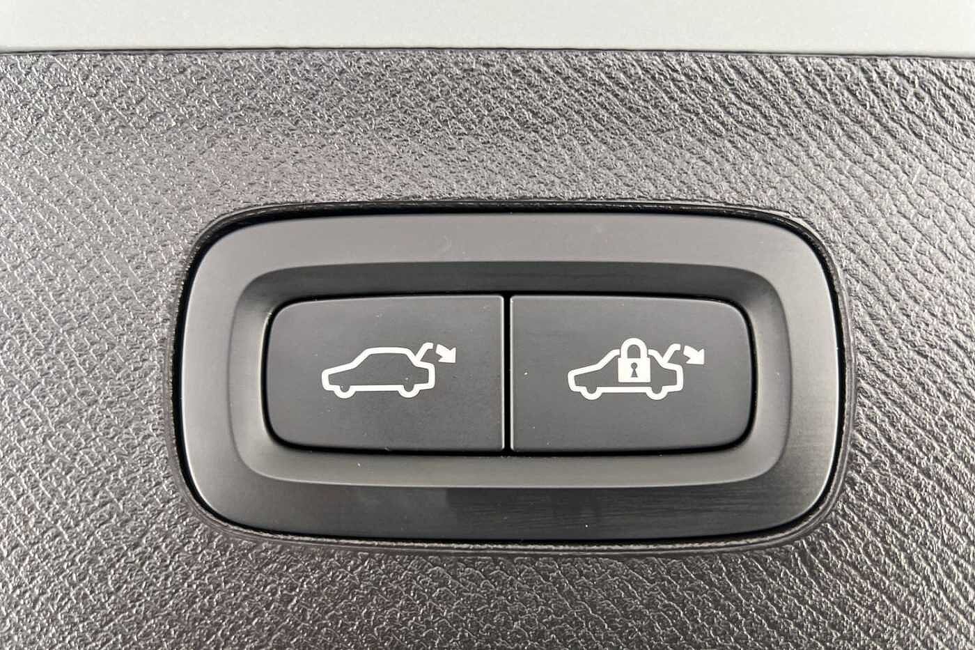 Used Volvo XC90 2024 for sale - 77269340: Photo 23