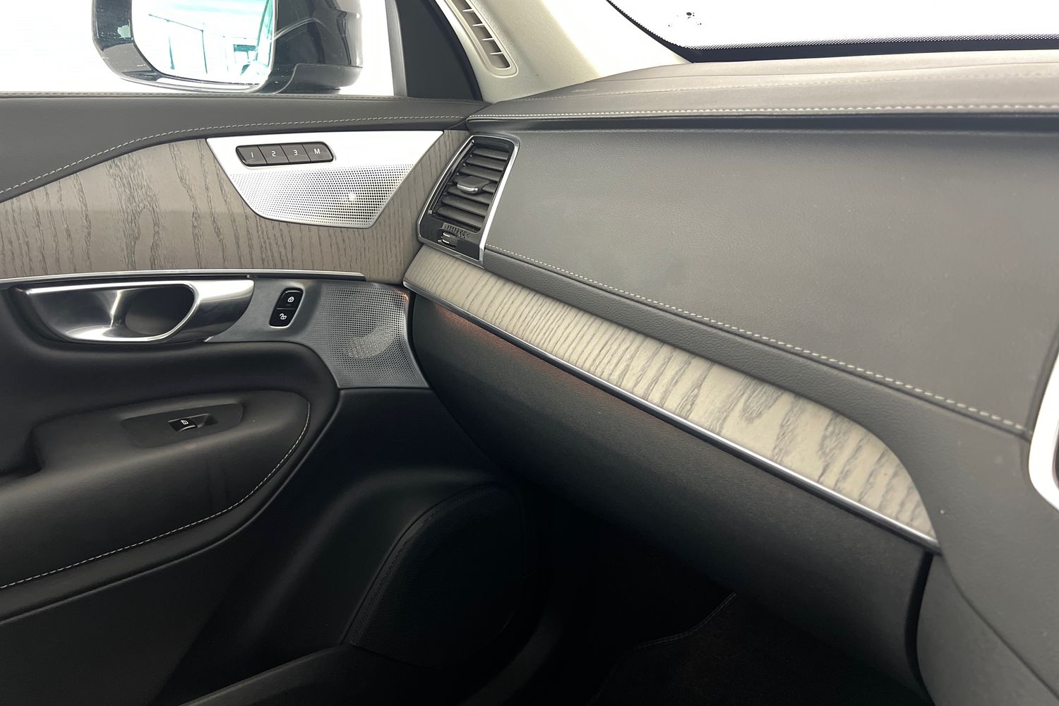 Used Volvo XC90 2024 for sale - 77269340: Photo 38