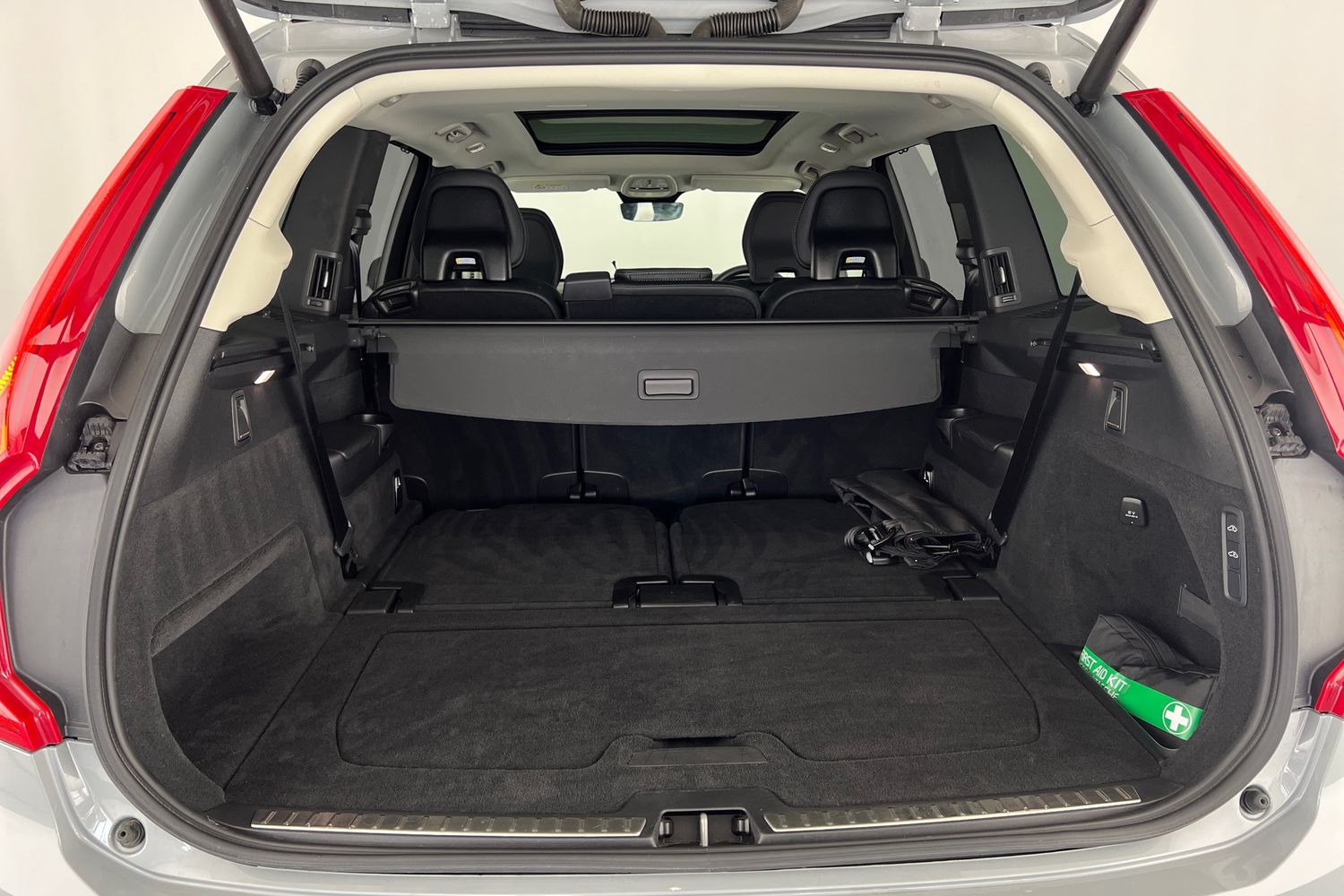 Used Volvo XC90 2024 for sale - 77269340: Photo 8