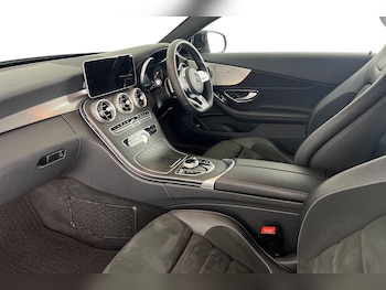 Used Mercedes-Benz C Class 2019 for sale - 77745855: Photo