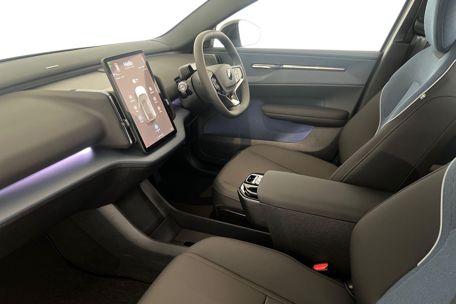 Used Volvo EX30 2025 for sale - 76479609: Photo 2