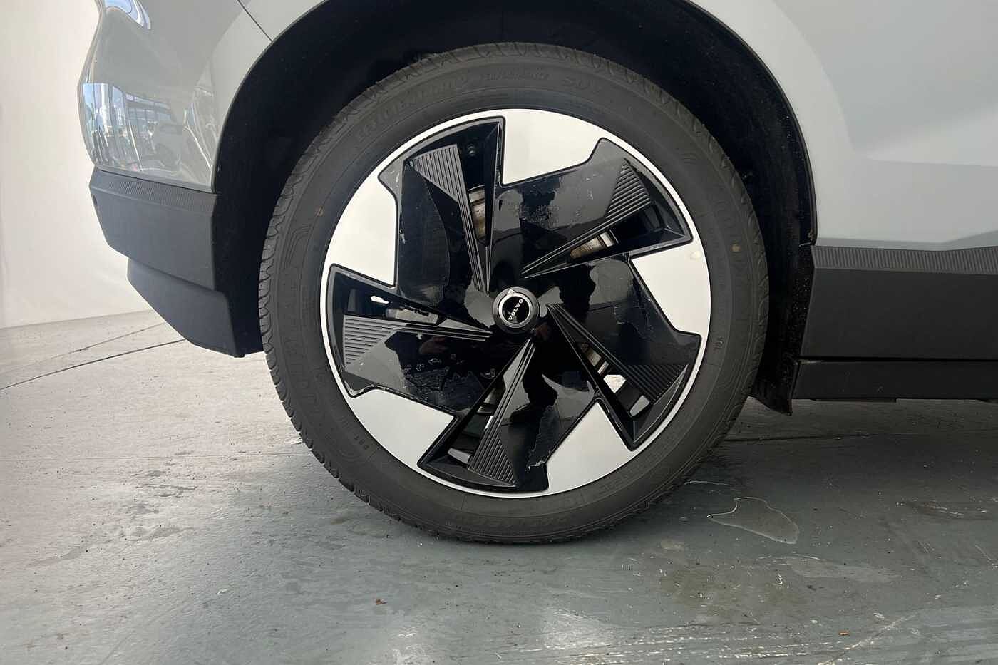 Used Volvo EX30 2025 for sale - 76479609: Photo 25