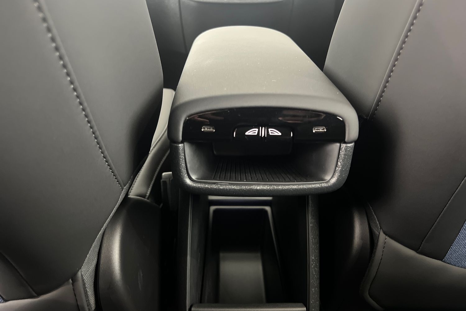 Used Volvo EX30 2025 for sale - 76479609: Photo 29