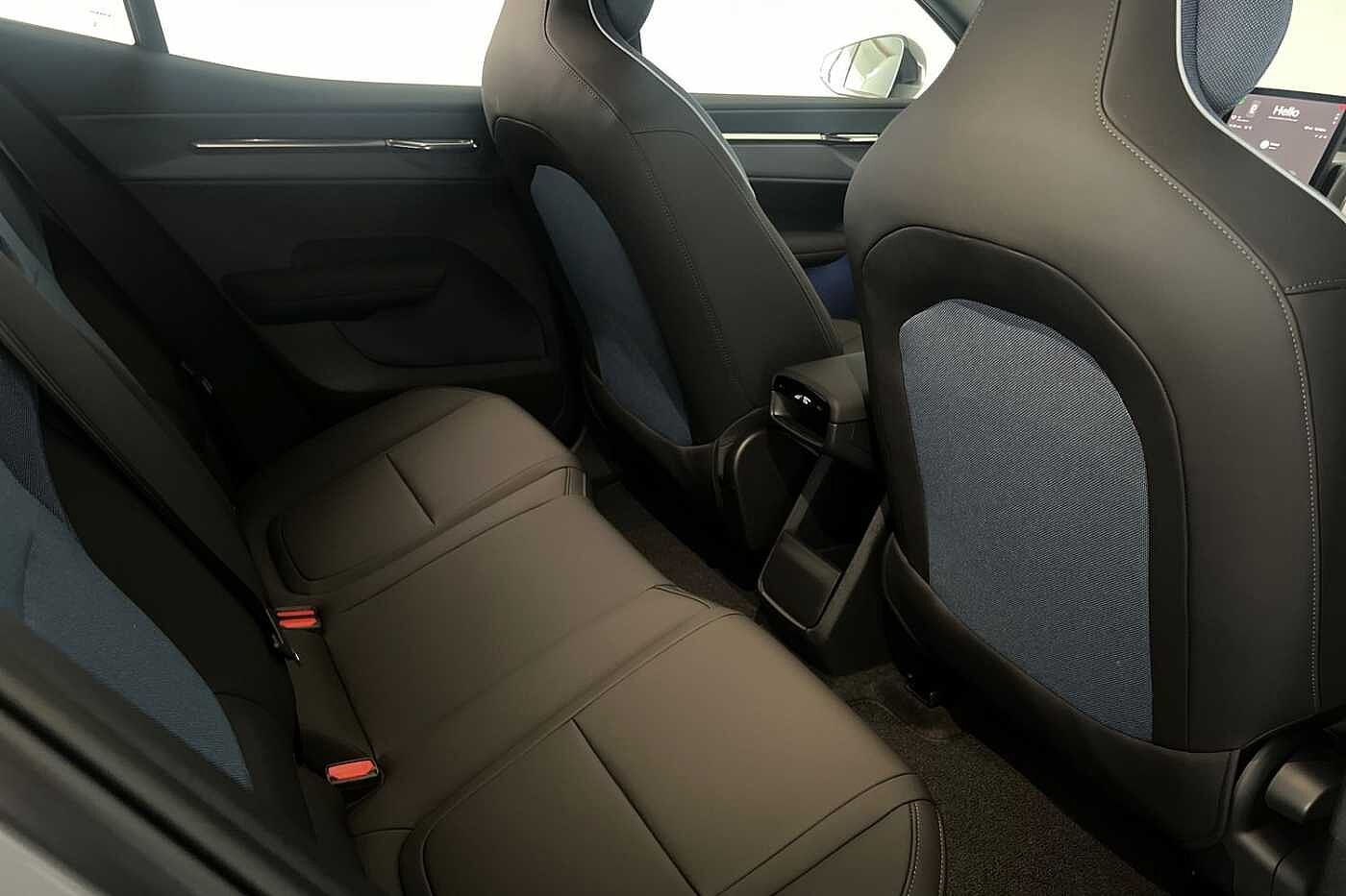 Used Volvo EX30 2025 for sale - 76479609: Photo 30