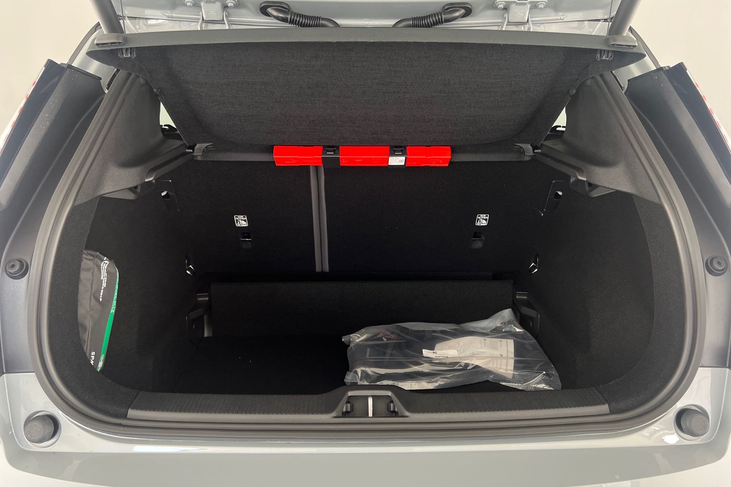 Used Volvo EX30 2025 for sale - 76479609: Photo 8