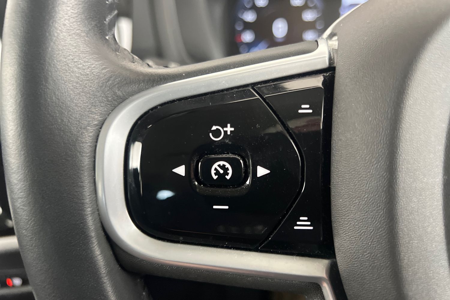 Used Volvo V60 2021 for sale - 76614947: Photo 12