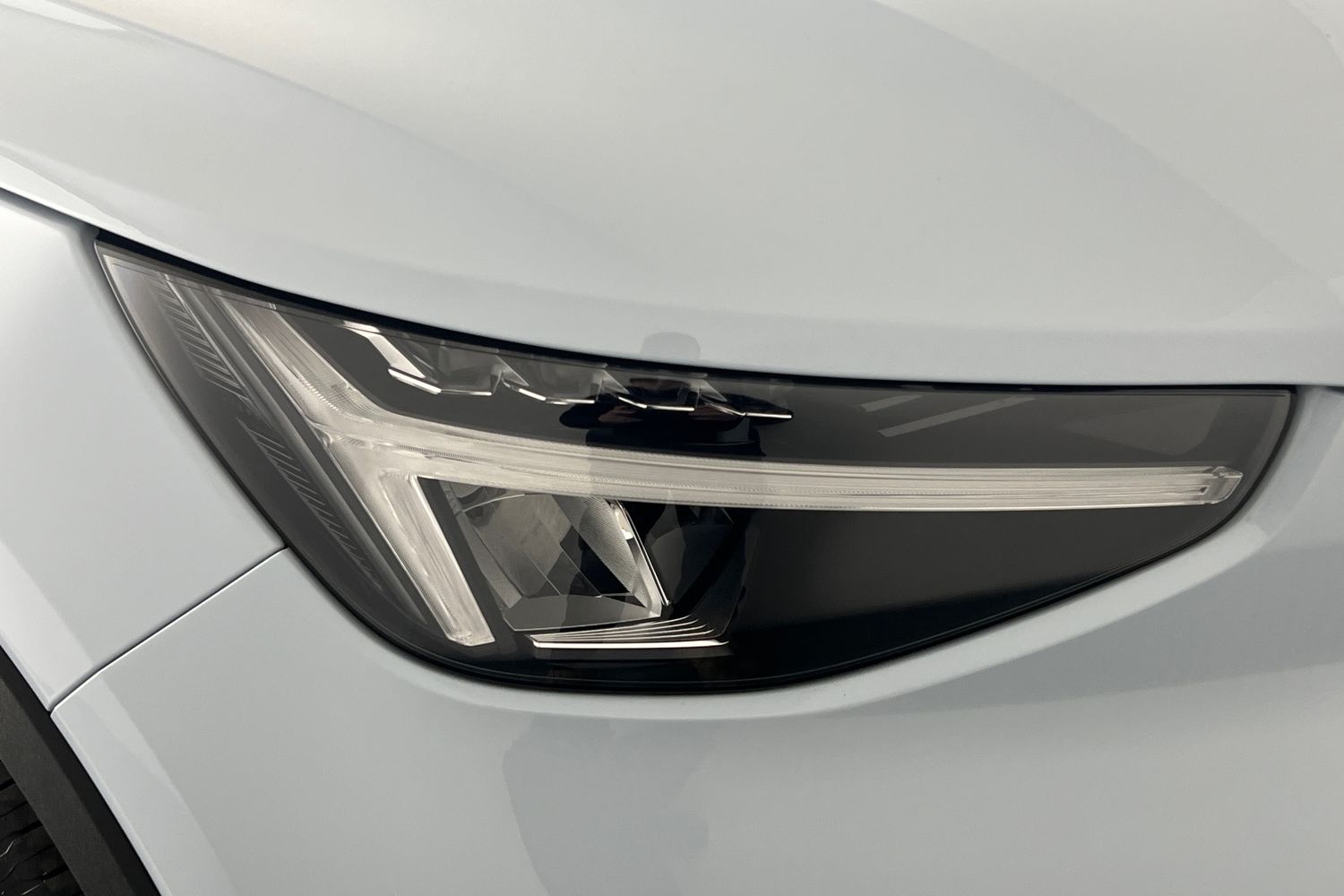 Used Volvo EX40 2025 for sale - 76479758: Photo 18