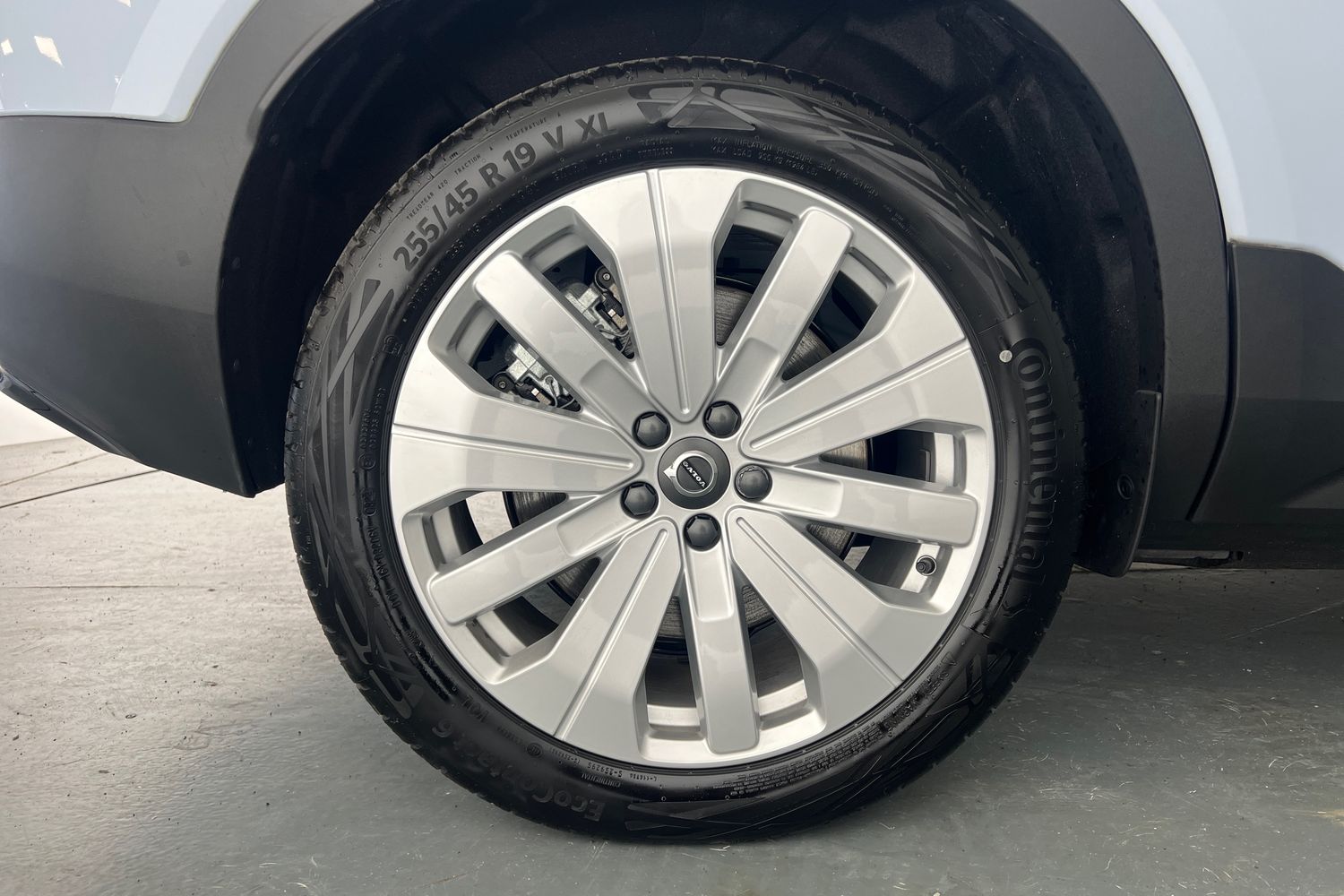 Used Volvo EX40 2025 for sale - 76479758: Photo 24