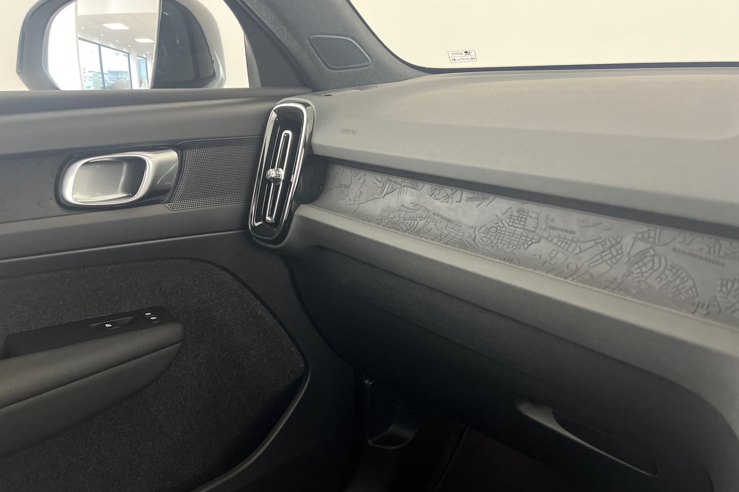 Used Volvo EX40 2025 for sale - 76479758: Photo 35