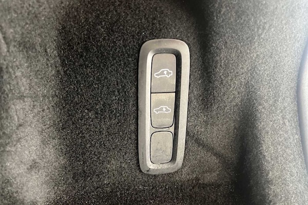 Used Volvo XC60 2022 for sale - 75439865: Photo 23