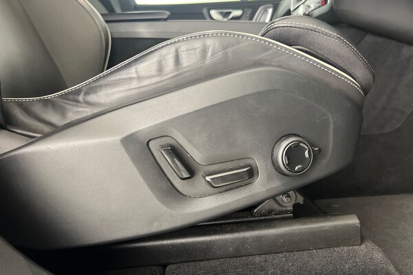 Used Volvo XC60 2022 for sale - 75439865: Photo 28