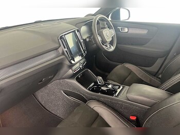 Used Volvo XC40 2020 for sale - 75972359: Photo