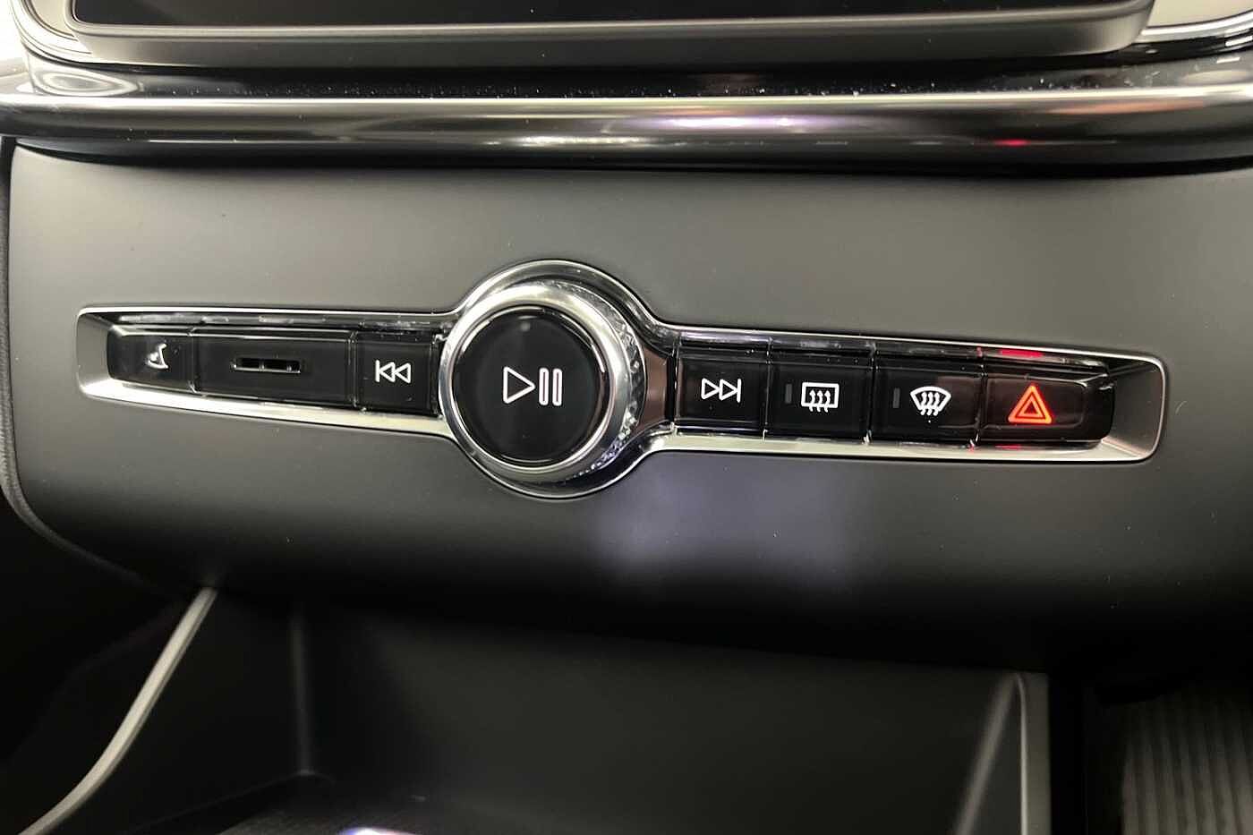 Used Volvo XC90 2025 for sale - 76984176: Photo 14