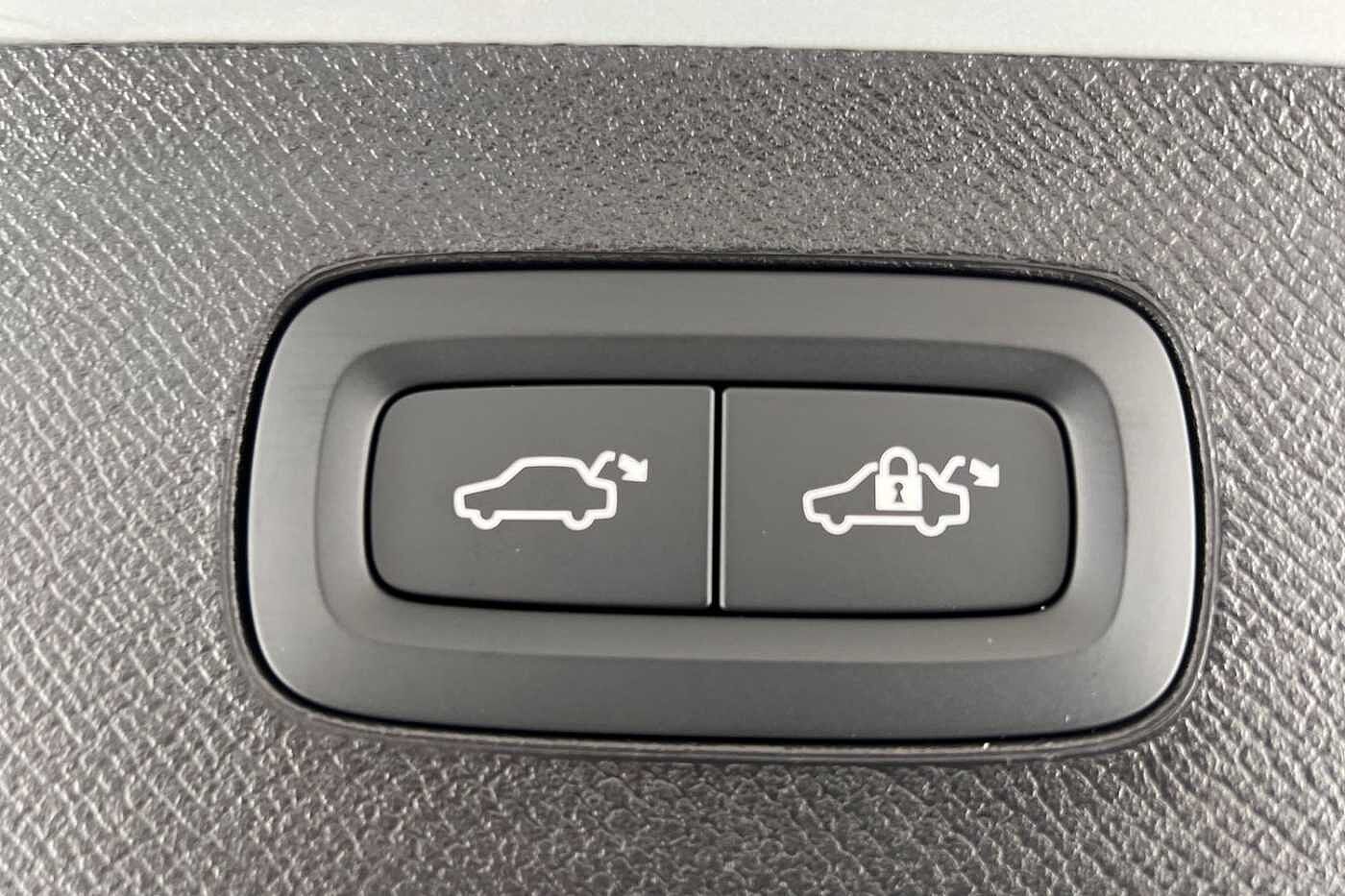 Used Volvo XC90 2025 for sale - 76984176: Photo 22