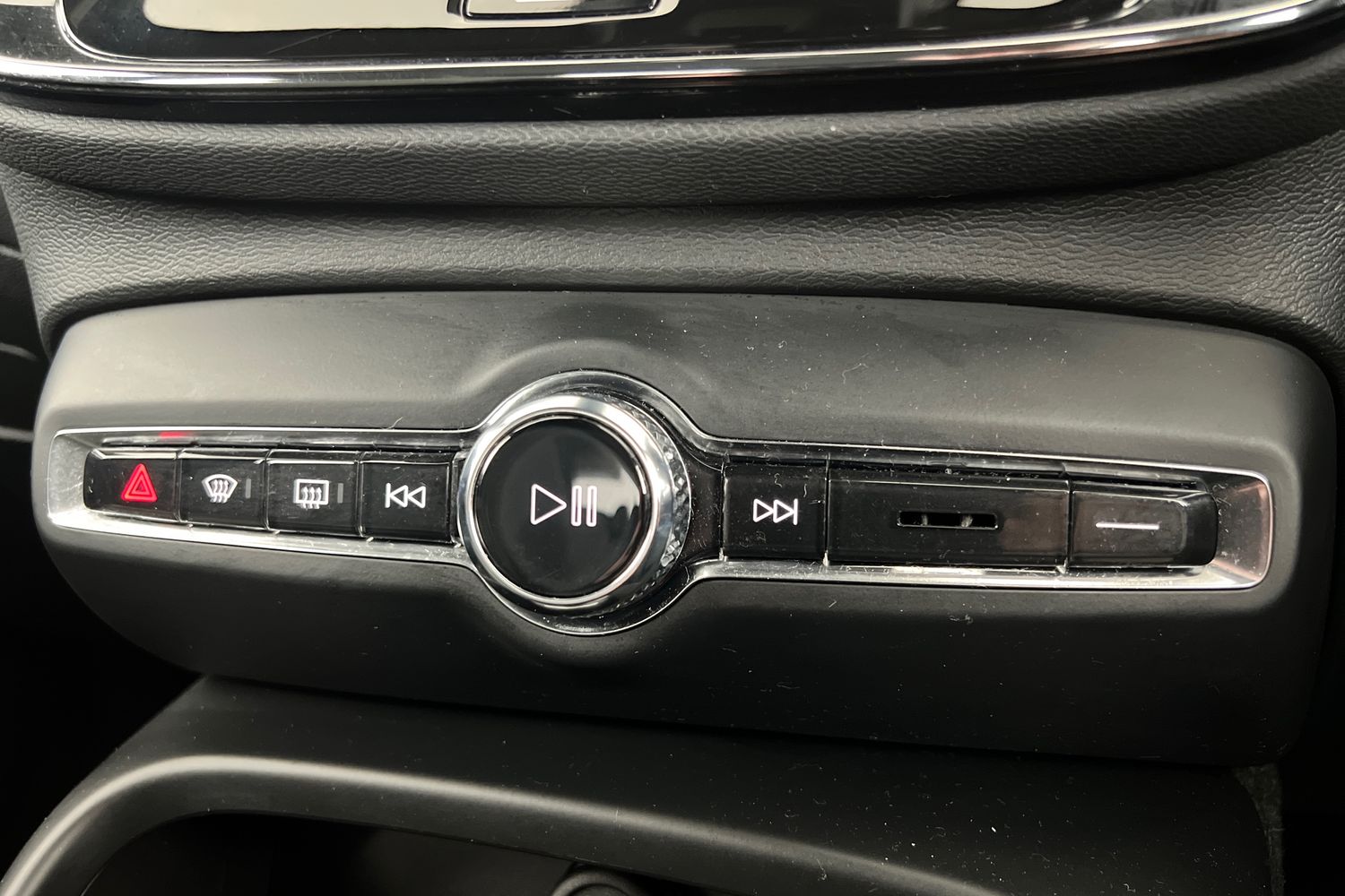 Used Volvo XC40 2022 for sale - 76332262: Photo 14