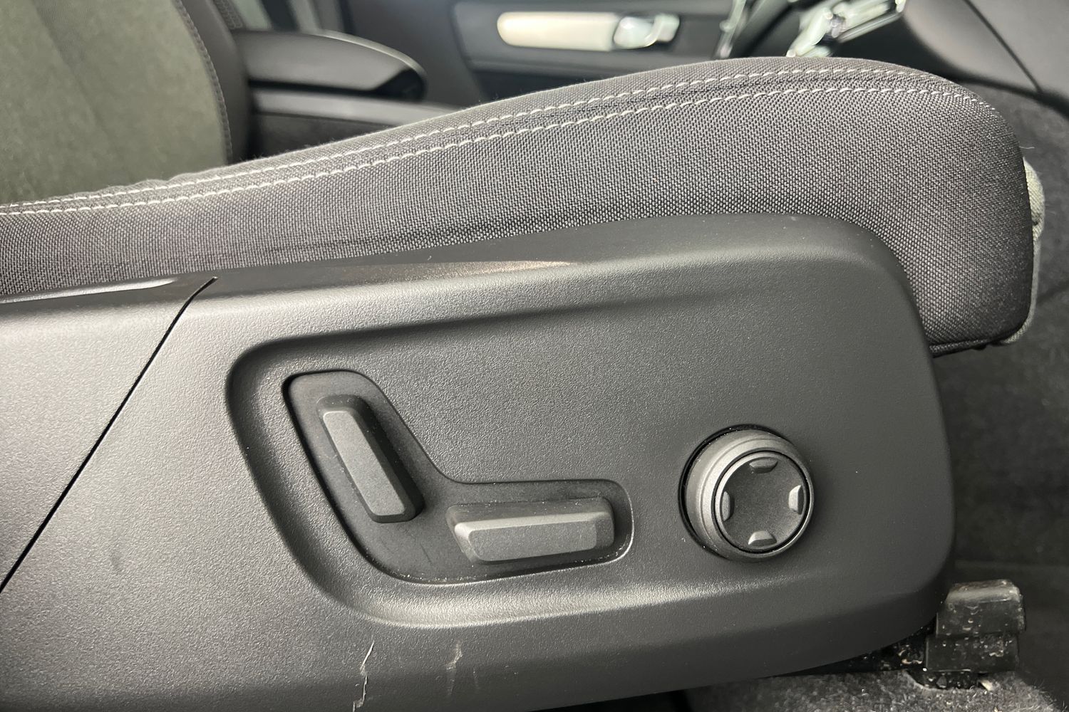 Used Volvo XC40 2022 for sale - 76332262: Photo 31