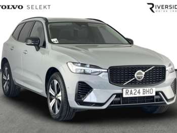 2024 - Plus, T6 AWD Plug-in hybrid, Electric/Petrol, Dark (Tints:Sunroof) 5-Door