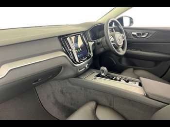 Used Volvo V60 2025 for sale - 74869884: Photo