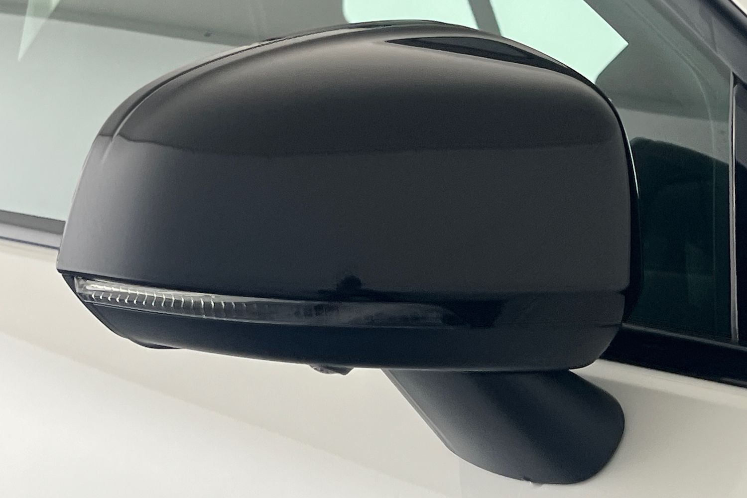 Used Volvo XC40 2025 for sale - 76614924: Photo 19