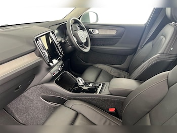 Used Volvo XC40 2025 for sale - 76507719: Photo