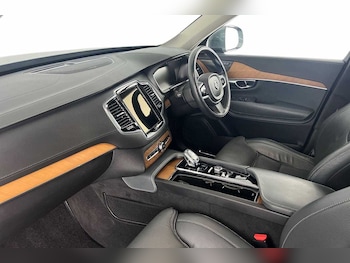 Used Volvo XC90 2020 for sale - 75584256: Photo