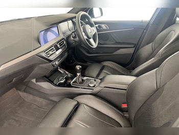 Used BMW 1 Series 2019 for sale - 76652340: Photo