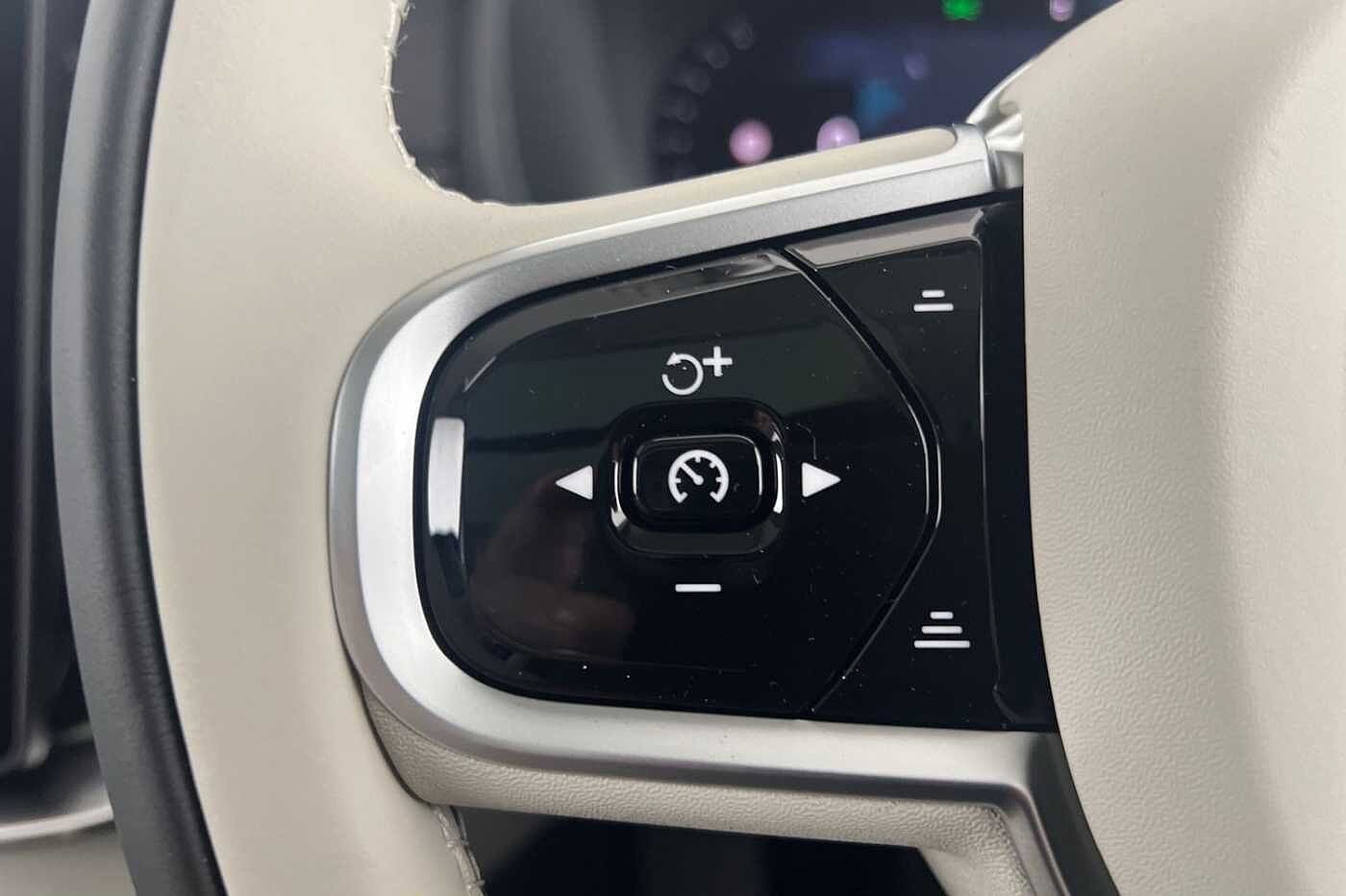 Used Volvo XC90 2025 for sale - 76265660: Photo 11