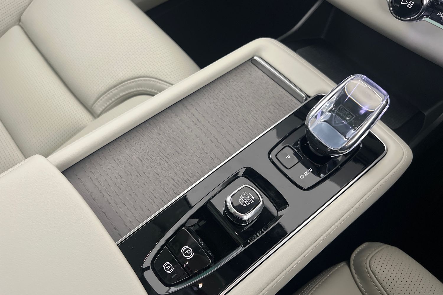 Used Volvo XC90 2025 for sale - 76265660: Photo 13