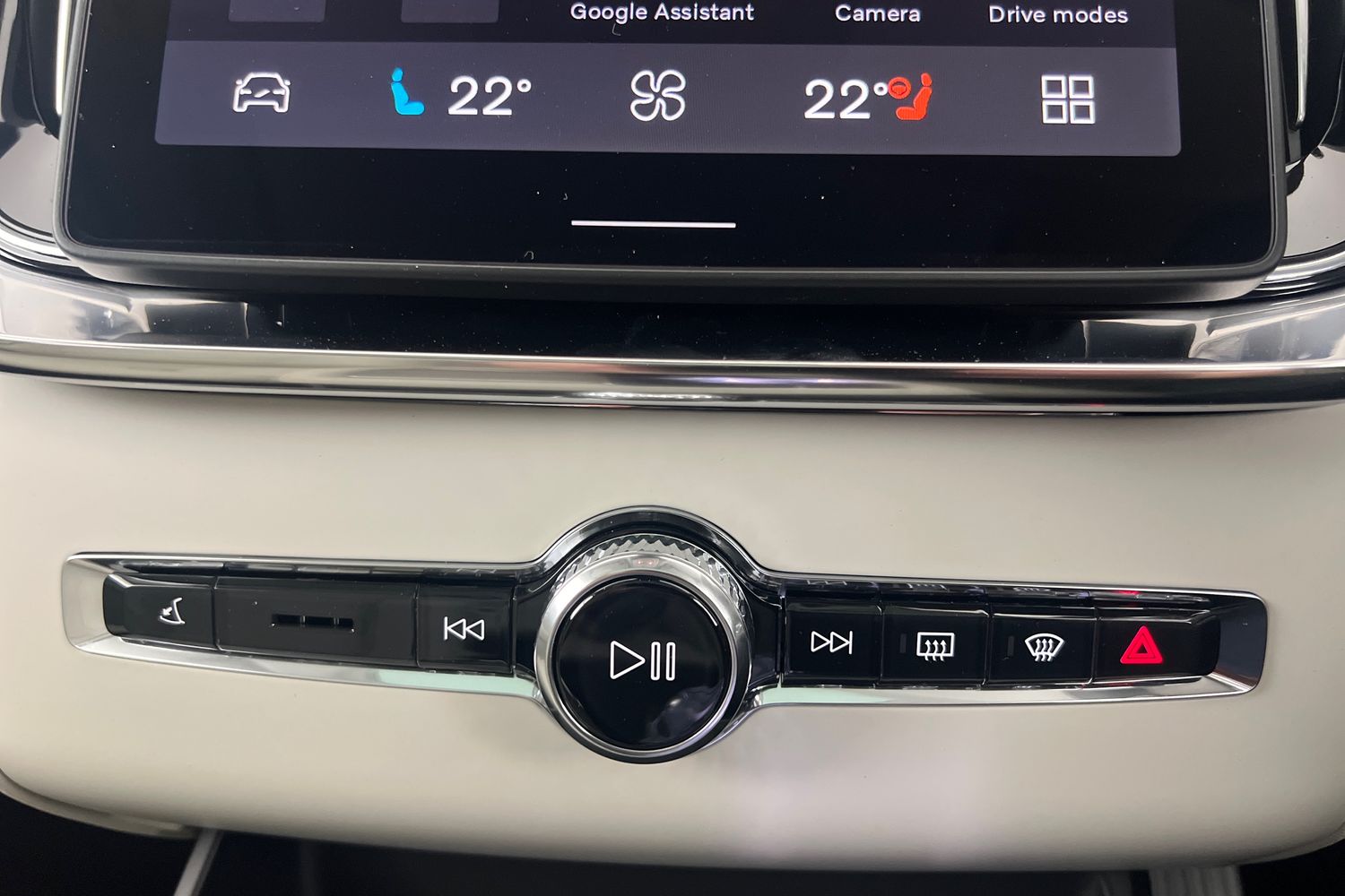 Used Volvo XC90 2025 for sale - 76265660: Photo 14