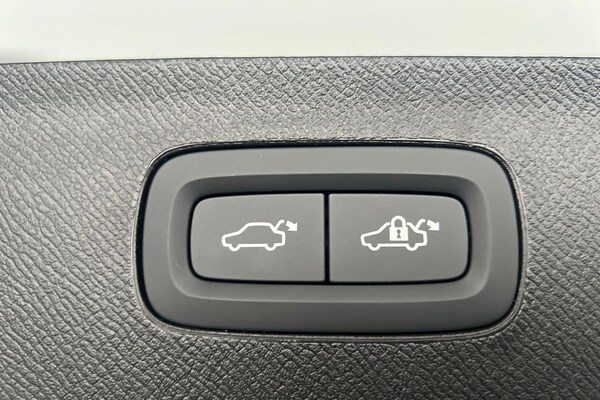 Used Volvo XC90 2025 for sale - 76265660: Photo 23