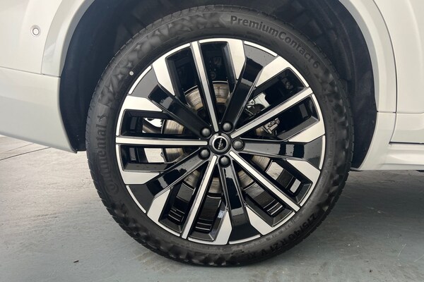 Used Volvo XC90 2025 for sale - 76265660: Photo 26
