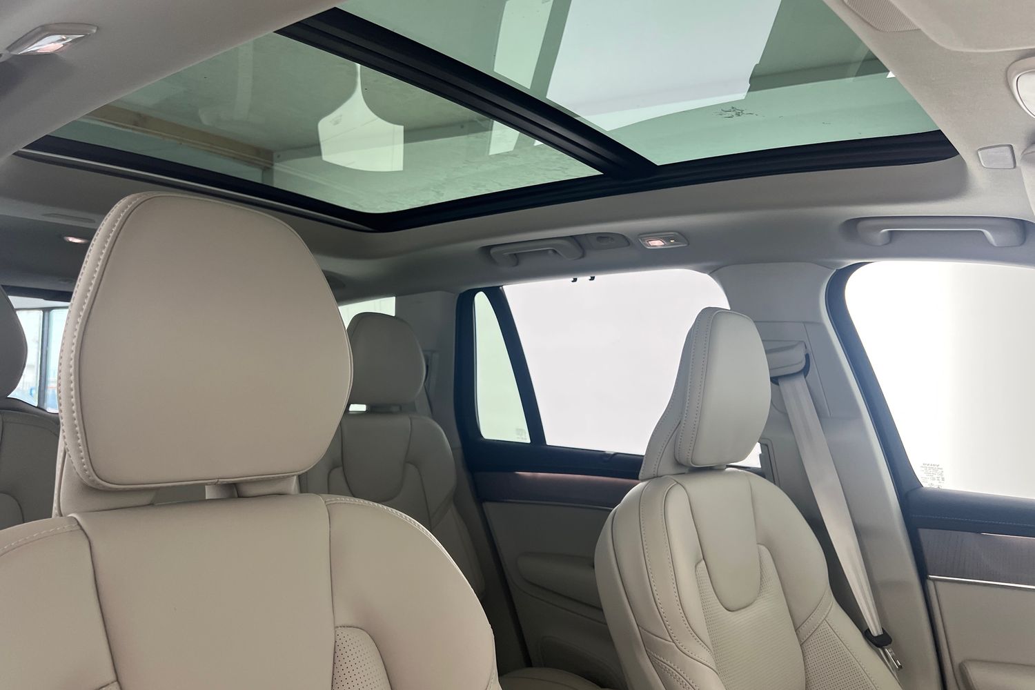 Used Volvo XC90 2025 for sale - 76265660: Photo 33