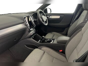 Used Volvo XC40 2023 for sale - 78094729: Photo