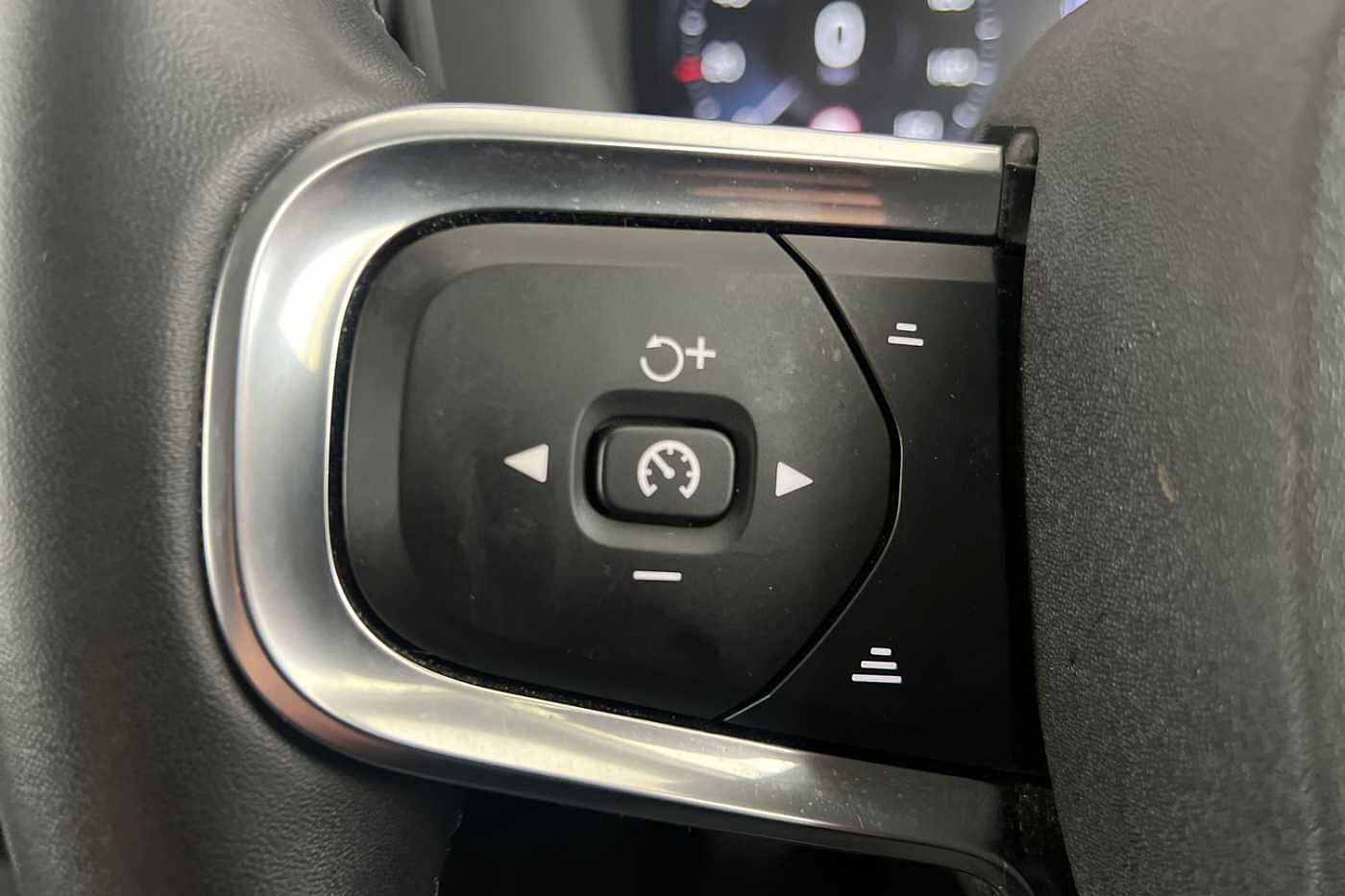 Used Volvo XC40 2021 for sale - 76796338: Photo 11