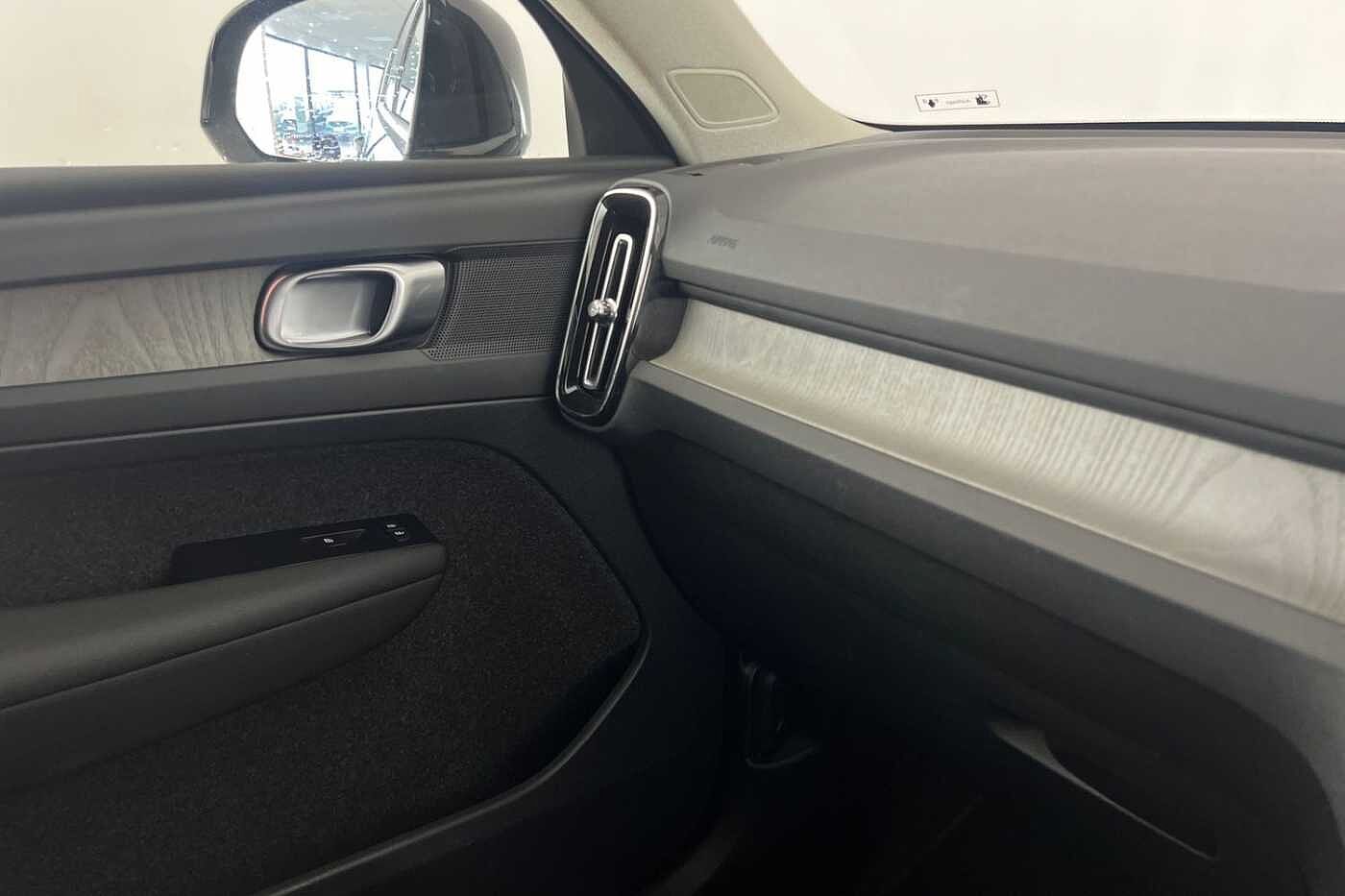 Used Volvo XC40 2021 for sale - 76796338: Photo 32