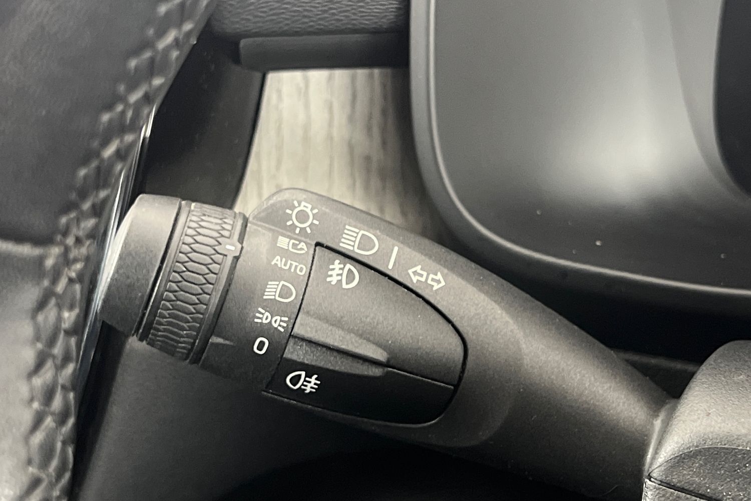 Used Volvo XC40 2021 for sale - 76796338: Photo 34