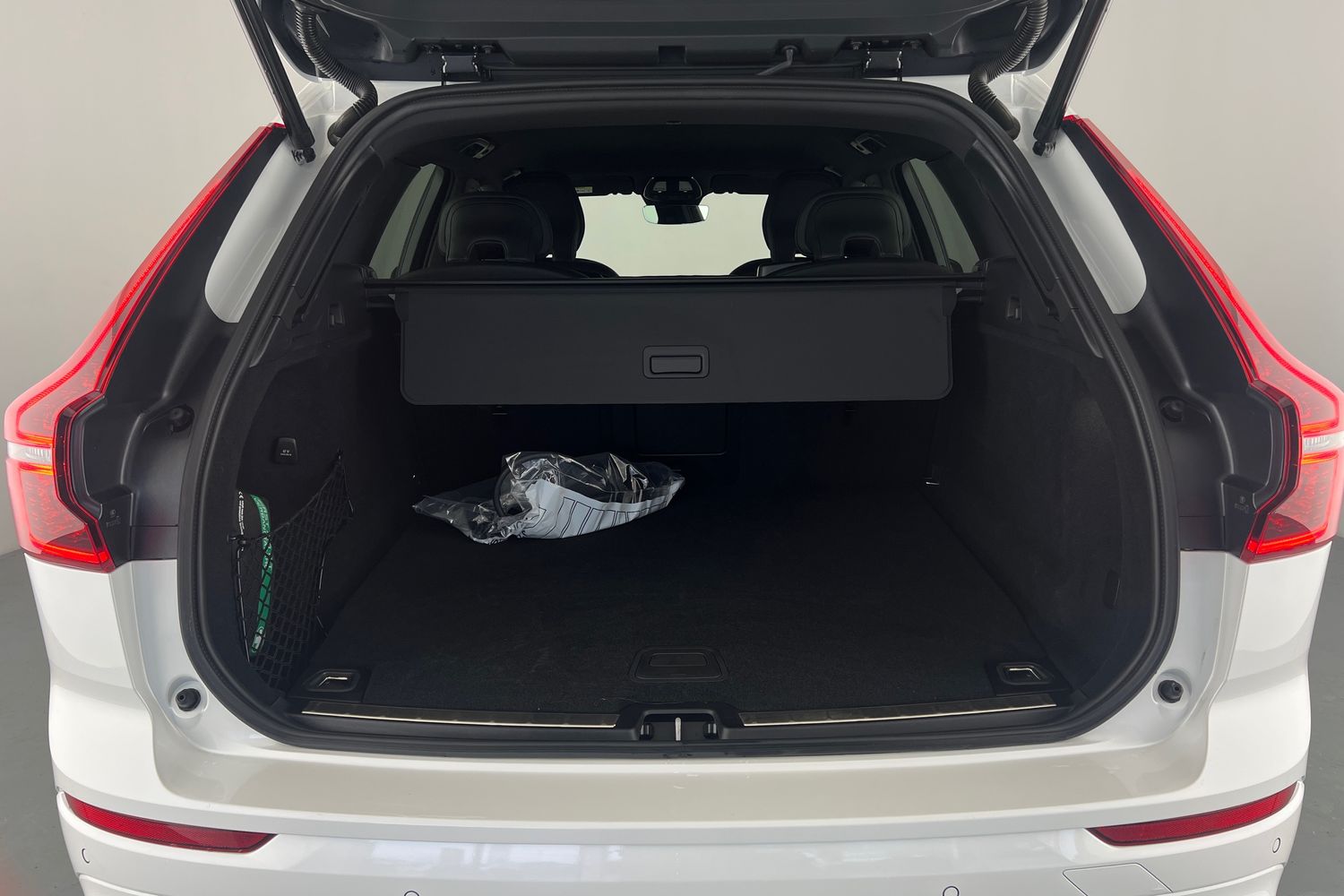 Used Volvo XC60 2025 for sale - 77380974: Photo 8