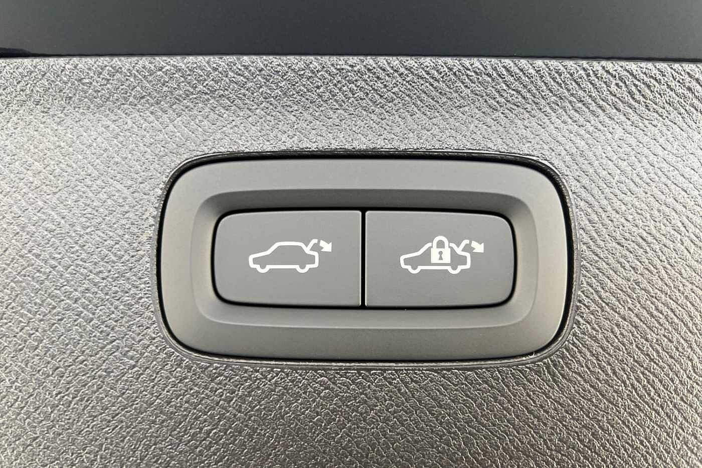 Used Volvo XC90 2025 for sale - 76479642: Photo 23