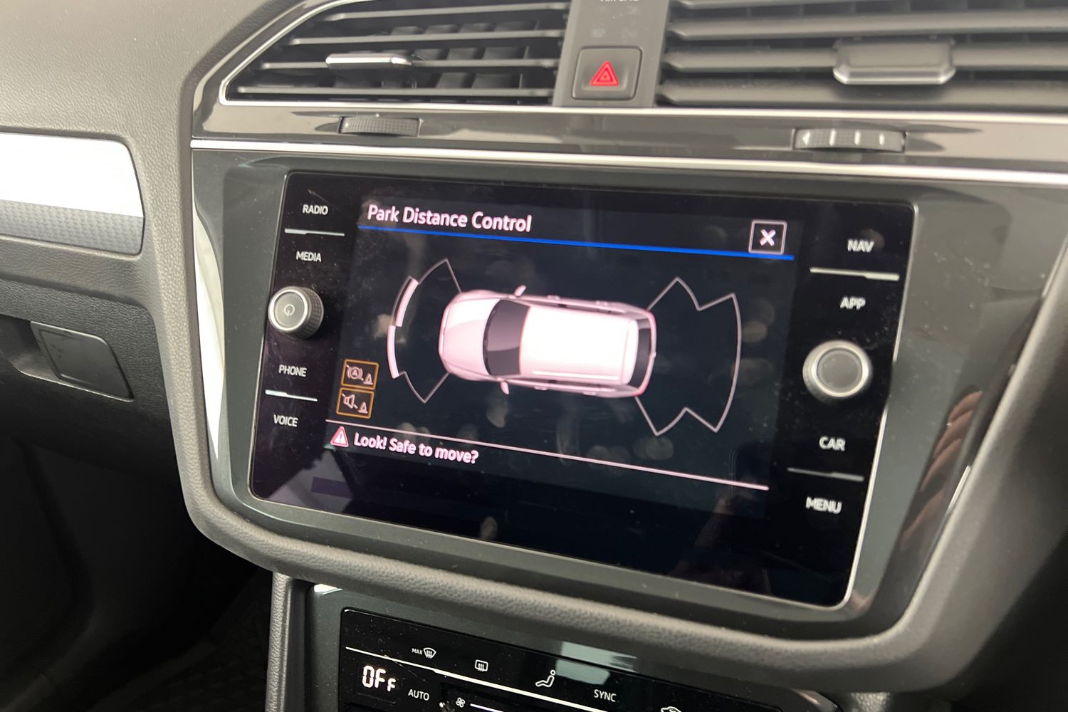 Used Volkswagen Tiguan 2023 for sale - 77434849: Photo 16