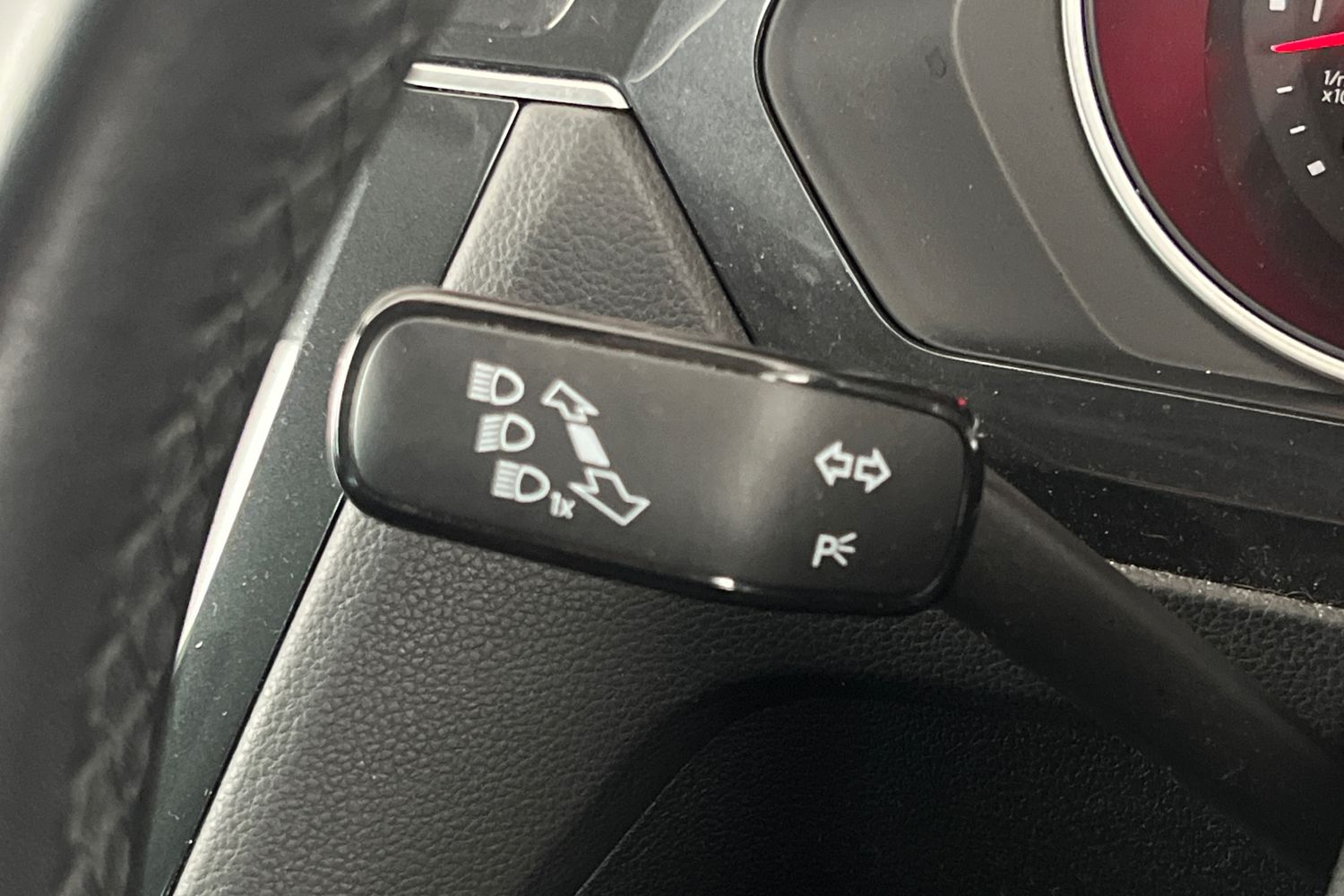 Used Volkswagen Tiguan 2023 for sale - 77434849: Photo 36