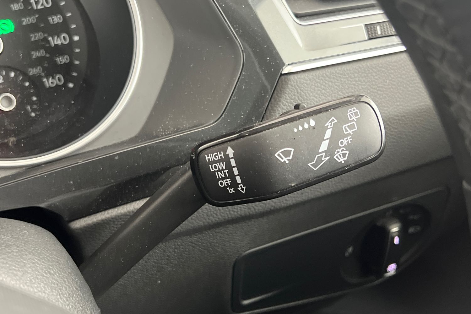 Used Volkswagen Tiguan 2023 for sale - 77434849: Photo 37