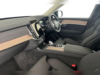 Used Volvo XC90 2025 for sale - 77732514: Photo