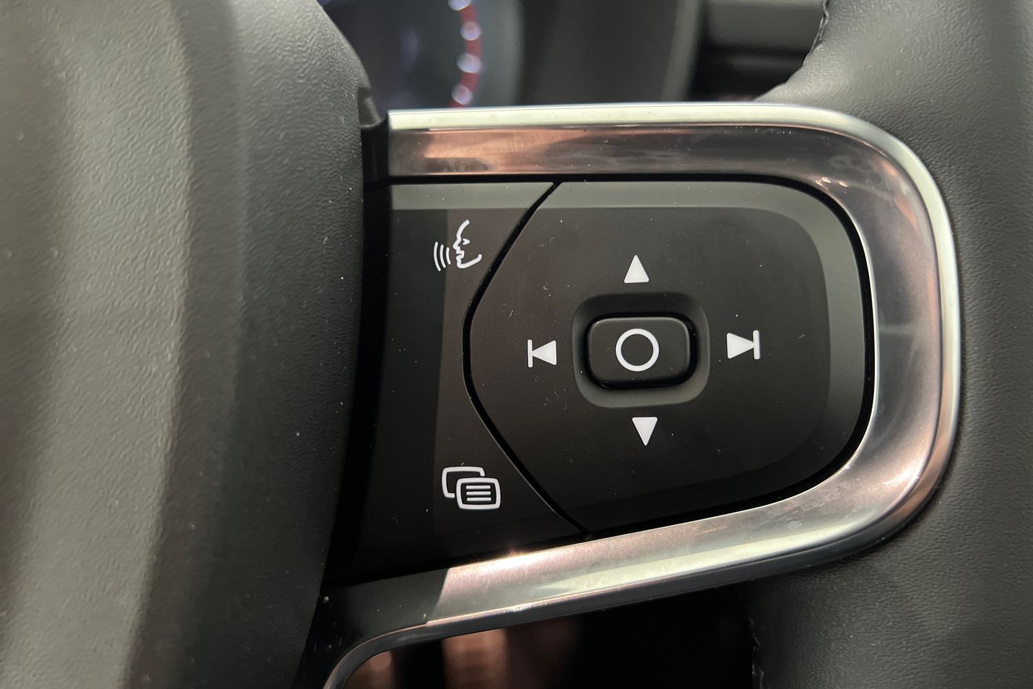 Used Volvo XC40 2021 for sale - 76130803: Photo 12