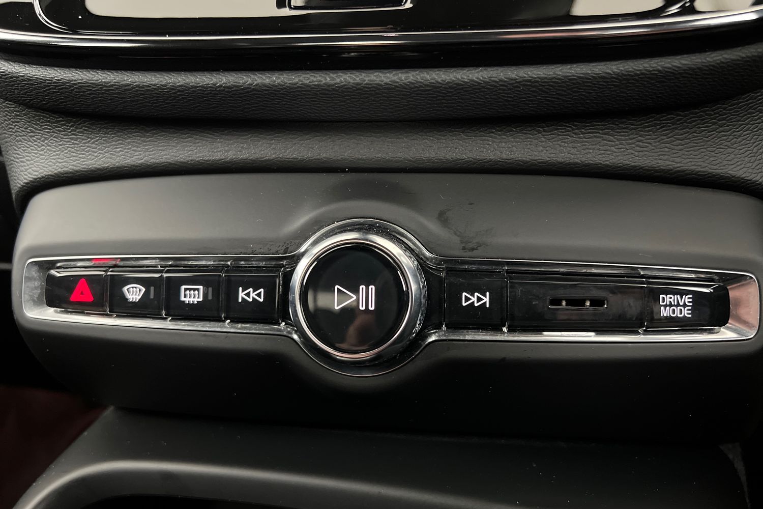 Used Volvo XC40 2021 for sale - 76130803: Photo 14