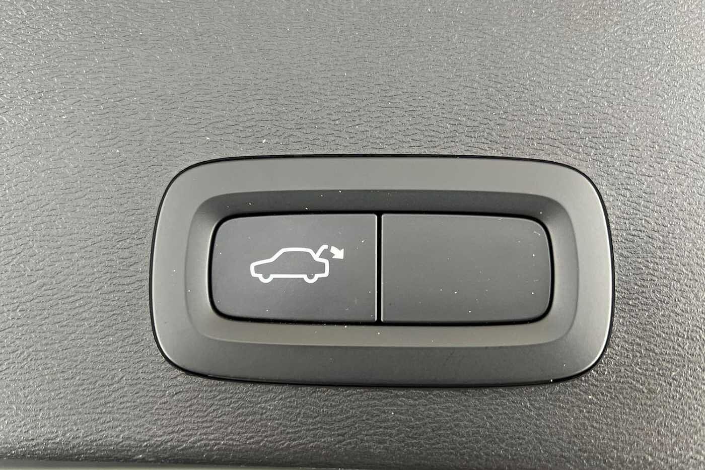 Used Volvo XC40 2021 for sale - 76130803: Photo 22