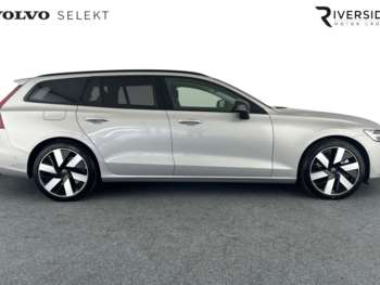 Used Volvo V60 2024 for sale - 74869771: Photo