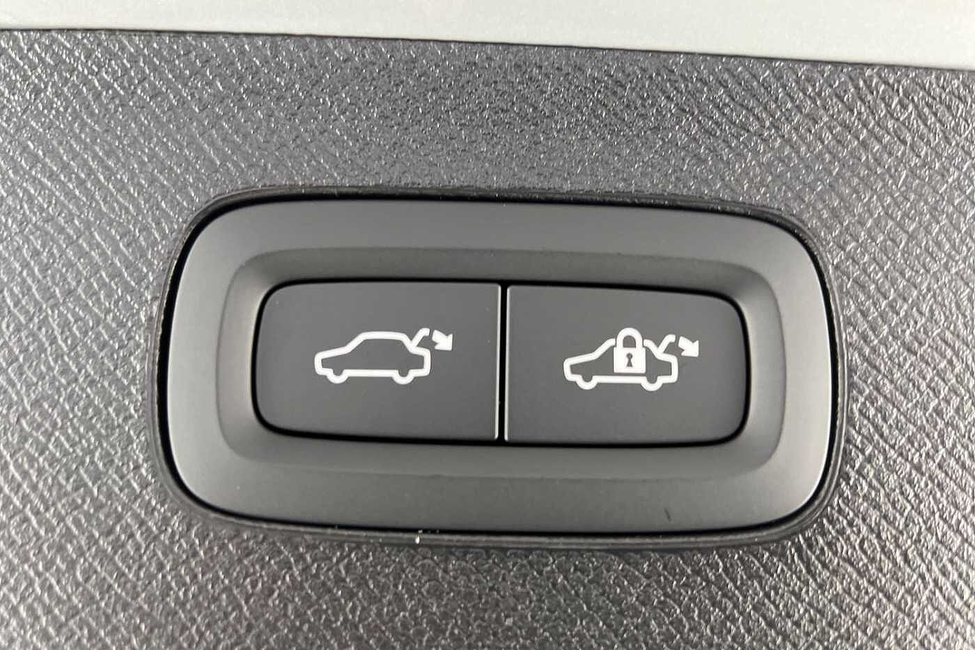 Used Volvo XC90 2025 for sale - 76796323: Photo 22