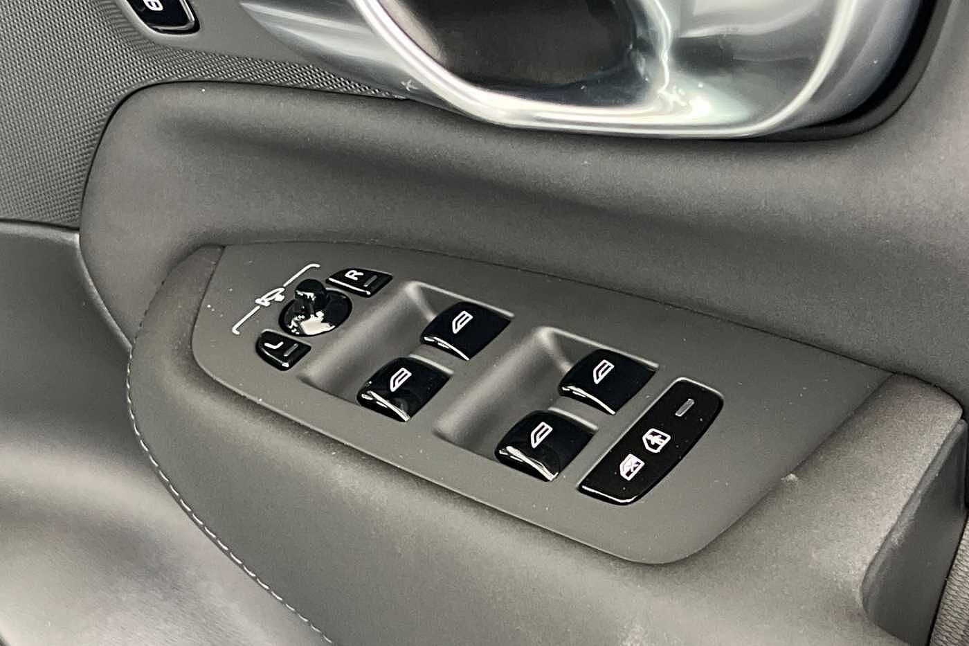 Used Volvo XC90 2025 for sale - 76796323: Photo 31