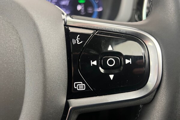 Used Volvo XC60 2024 for sale - 76265632: Photo 12